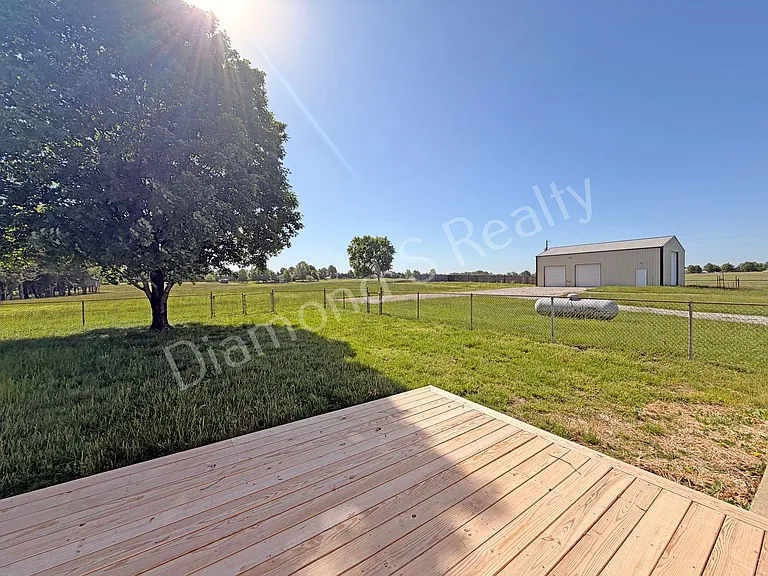 9297 E State Highway D — Photo 6