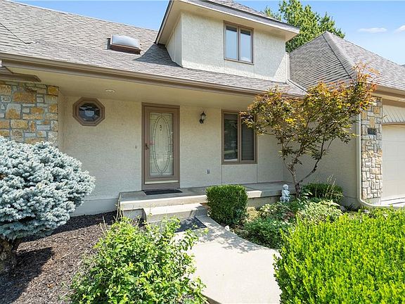 2nd image of 2328 NW Ashurst Dr