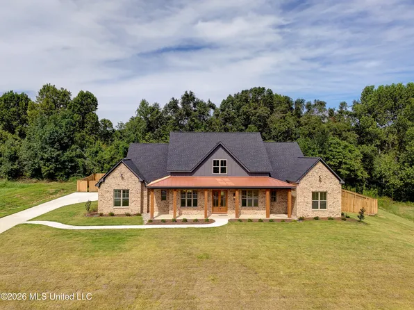 104 Plainview Dr, Vicksburg, MS 39180