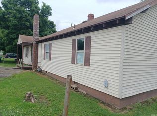 1202 Freeman Ln, New Harmony, IN 47631