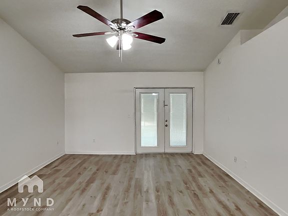 4th image of 7629 Tamarind Ave