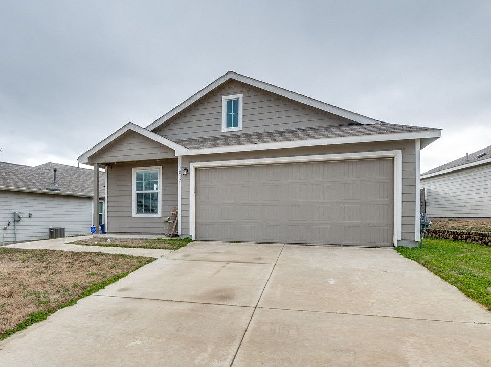 1st image of 1817 Barrie Way