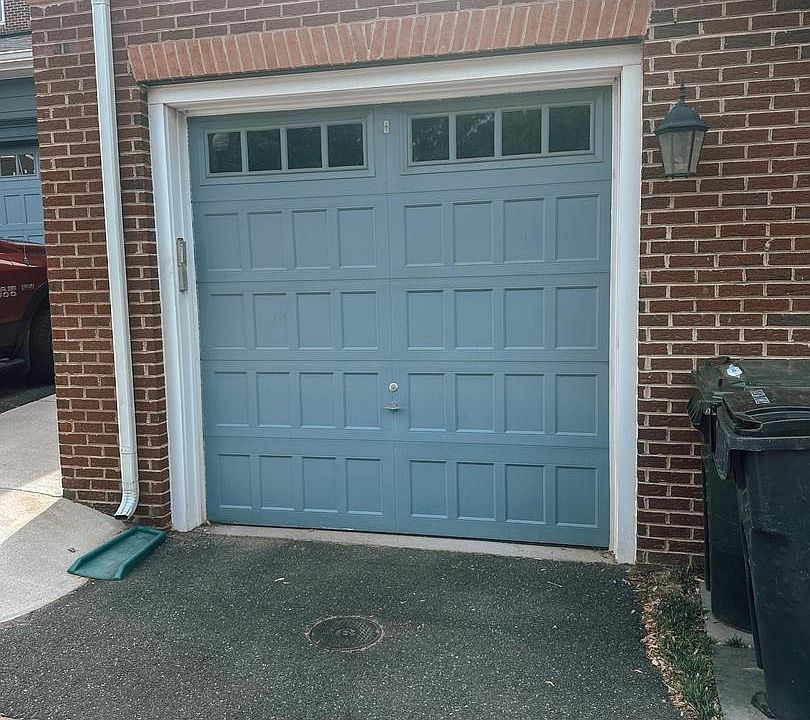 2nd image of 8923 Quarry Rd