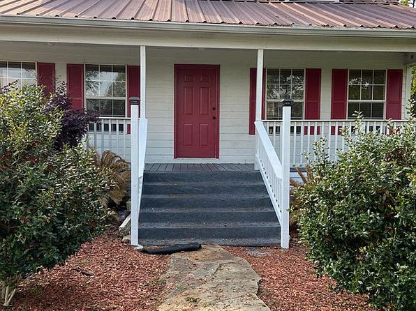 2807 Moffett Rd