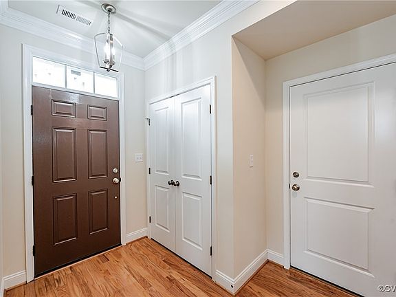 4th image of 5220 Gower Pl