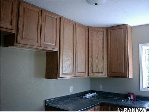 5th image of 818 E 3rd Road