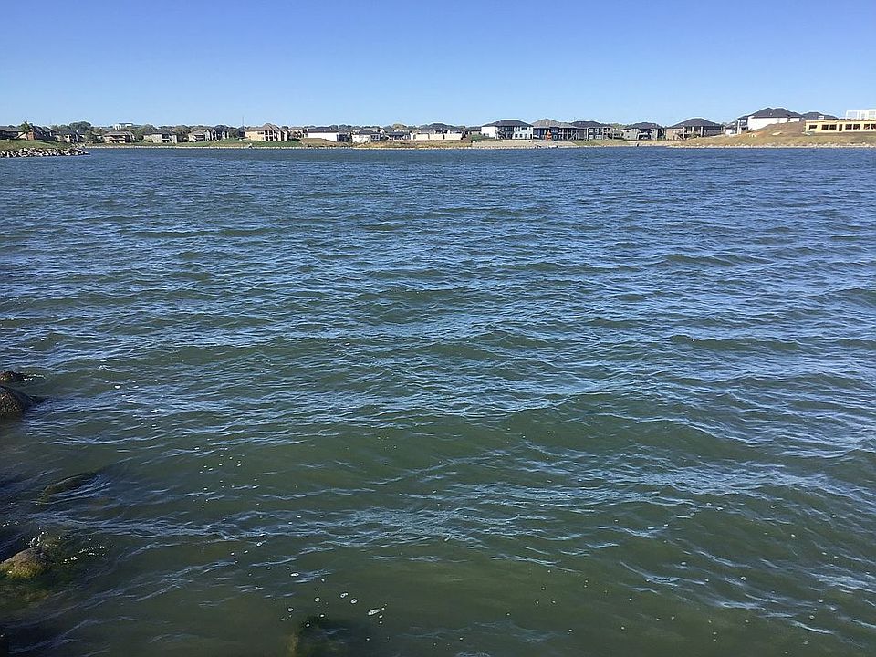 555 Deep Water Bay, Lincoln, NE 68527 Zillow