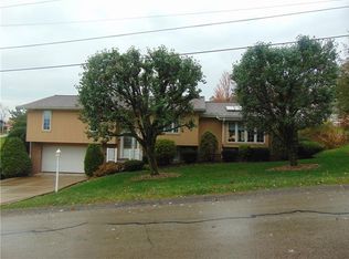809 Burton Ave, Youngwood, PA 15697