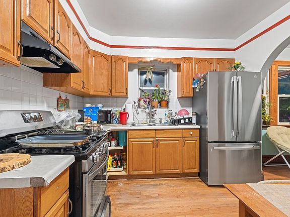 4th image of 1824 S 55th Ct