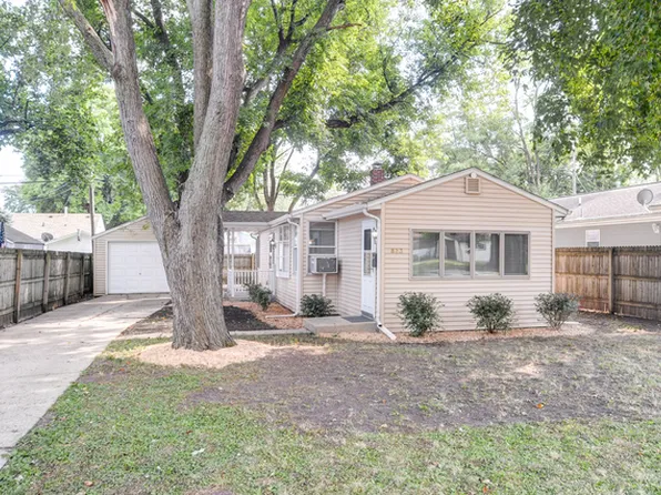823 Harvard St, Champaign, IL 61820