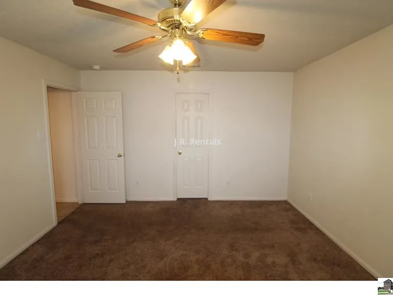 5611 Bertha Dr — Photo 33