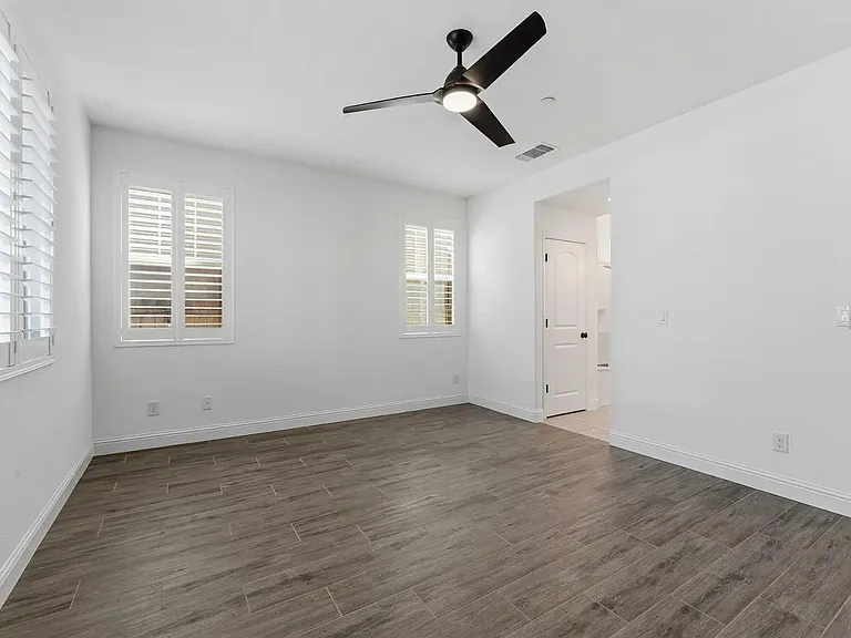 355 Marigold Dr — Photo 21