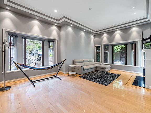 2nd image of 6030 Elgin Ave