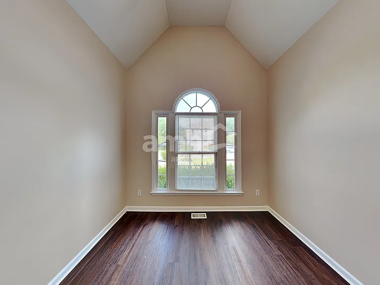 5702 Myakka Ct — Photo 14