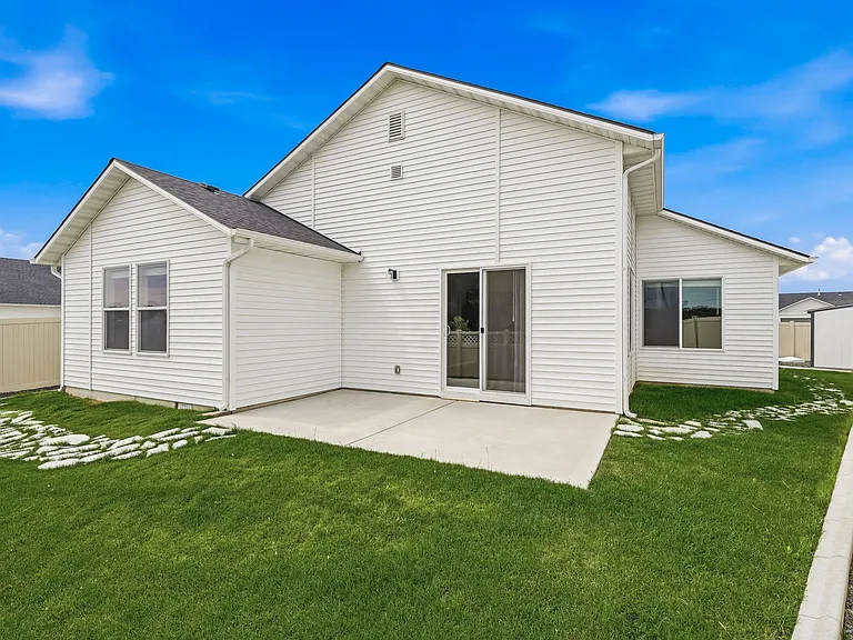 406 Hildago Way — Photo 45