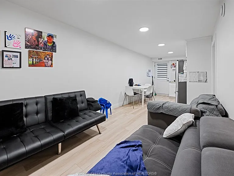 2224 Fraser Ave #2 — Photo 4