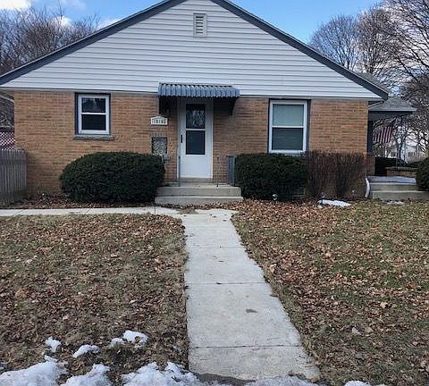 2nd image of 10105 W Vienna Ave