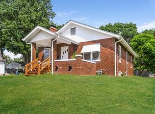 531 S 20th St, Belleville, IL 62226