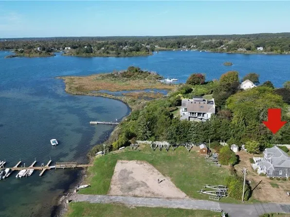 300 Pond Shore Dr, Charlestown, RI 02813
