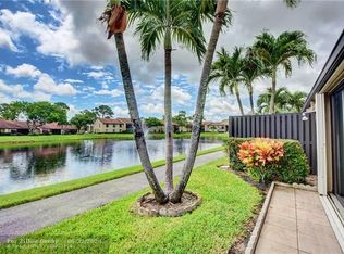 709 Sunny Pine Way APT E, Greenacres, FL 33415