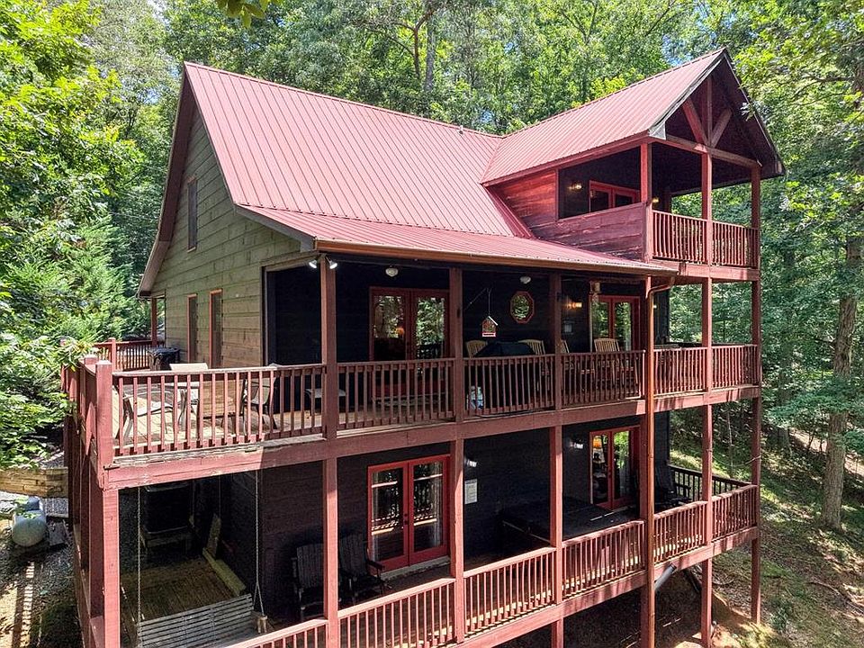 1st image of 75 Carol Ln