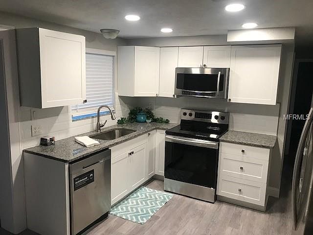 2nd image of 2178 Dixie Garden Loop