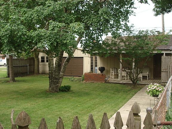 5th image of 404 N Colorado Ave