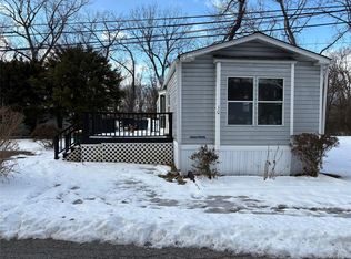 10 Dominick Ln, Beacon, NY 12508