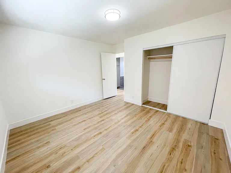 1656 162nd Ave. — Photo 12