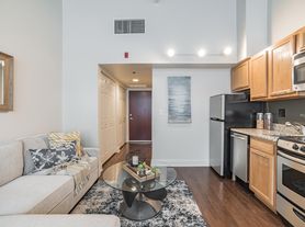 1600 Chestnut Apartments