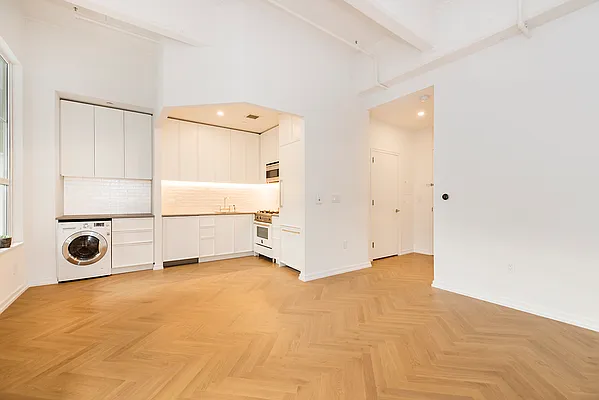 Rented by Compass | media 13