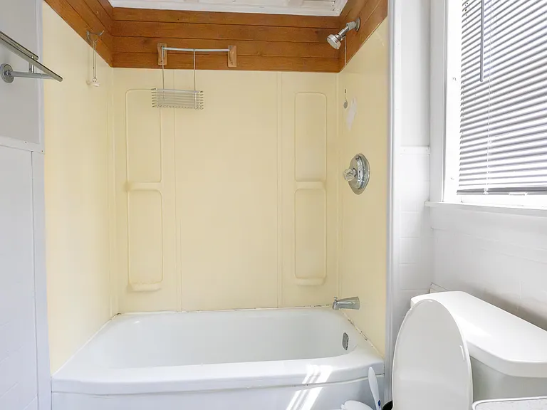 442 Haley Rd — Photo 13
