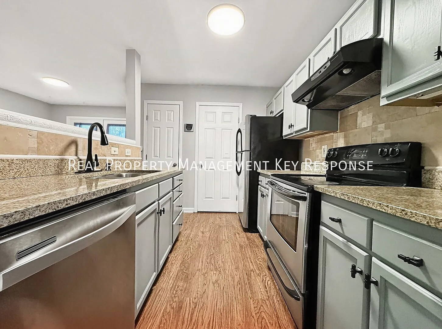 Charming 3-Bedroom Home with Fenced, Shaded Backyard & Back Deck — Photo 4