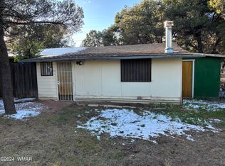 3318 Little Pine Dr, Overgaard, AZ 85933