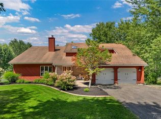 9034 Joyce Ln, Angola, NY 14006