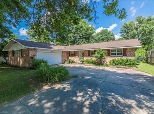 409 Carlton St, Springdale, AR 72762