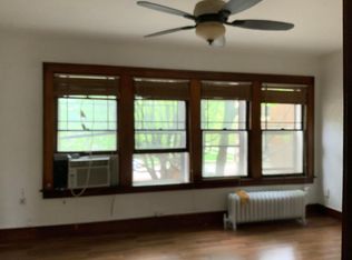 255 Wilcox St APT 206, Joliet, IL 60435