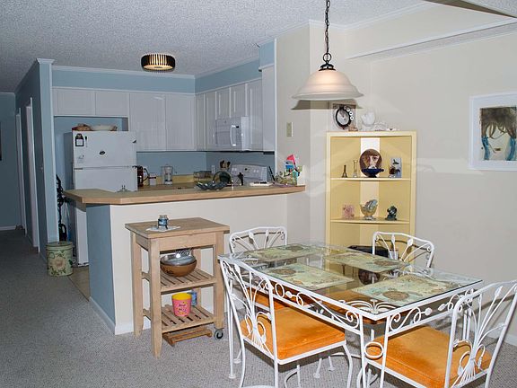 4th image of 2511 W Ft Macon Road #108b Island Beach