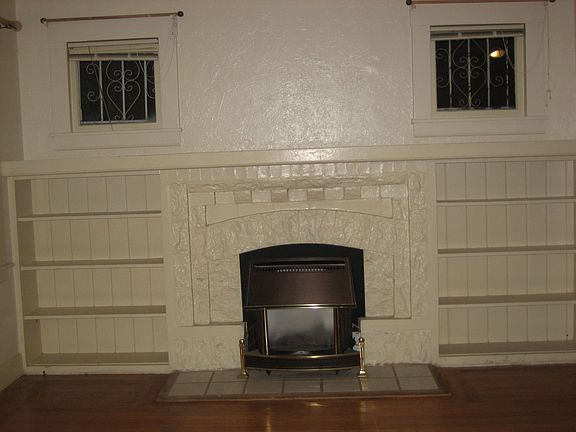 3rd image of 2538 Parker Ave