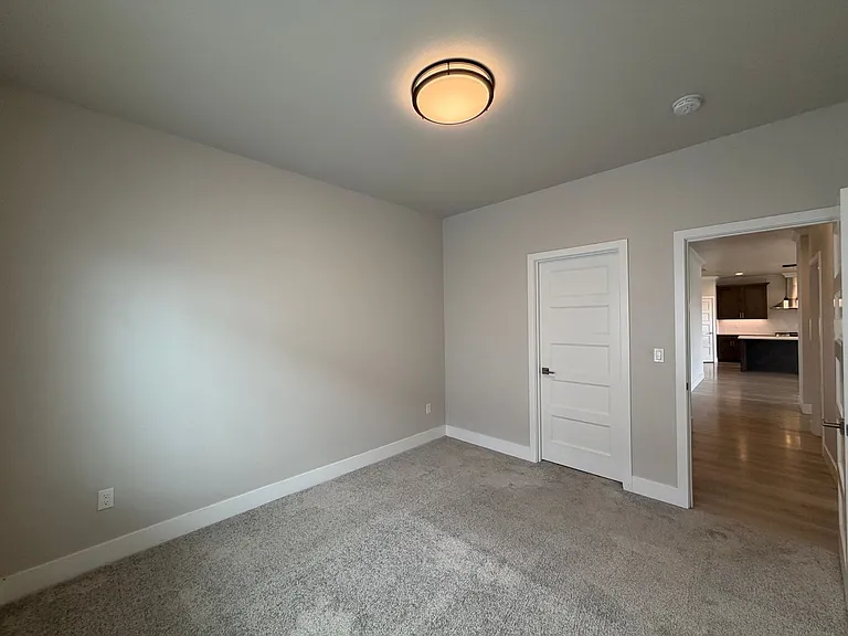 1808 Somers Ln — Photo 23