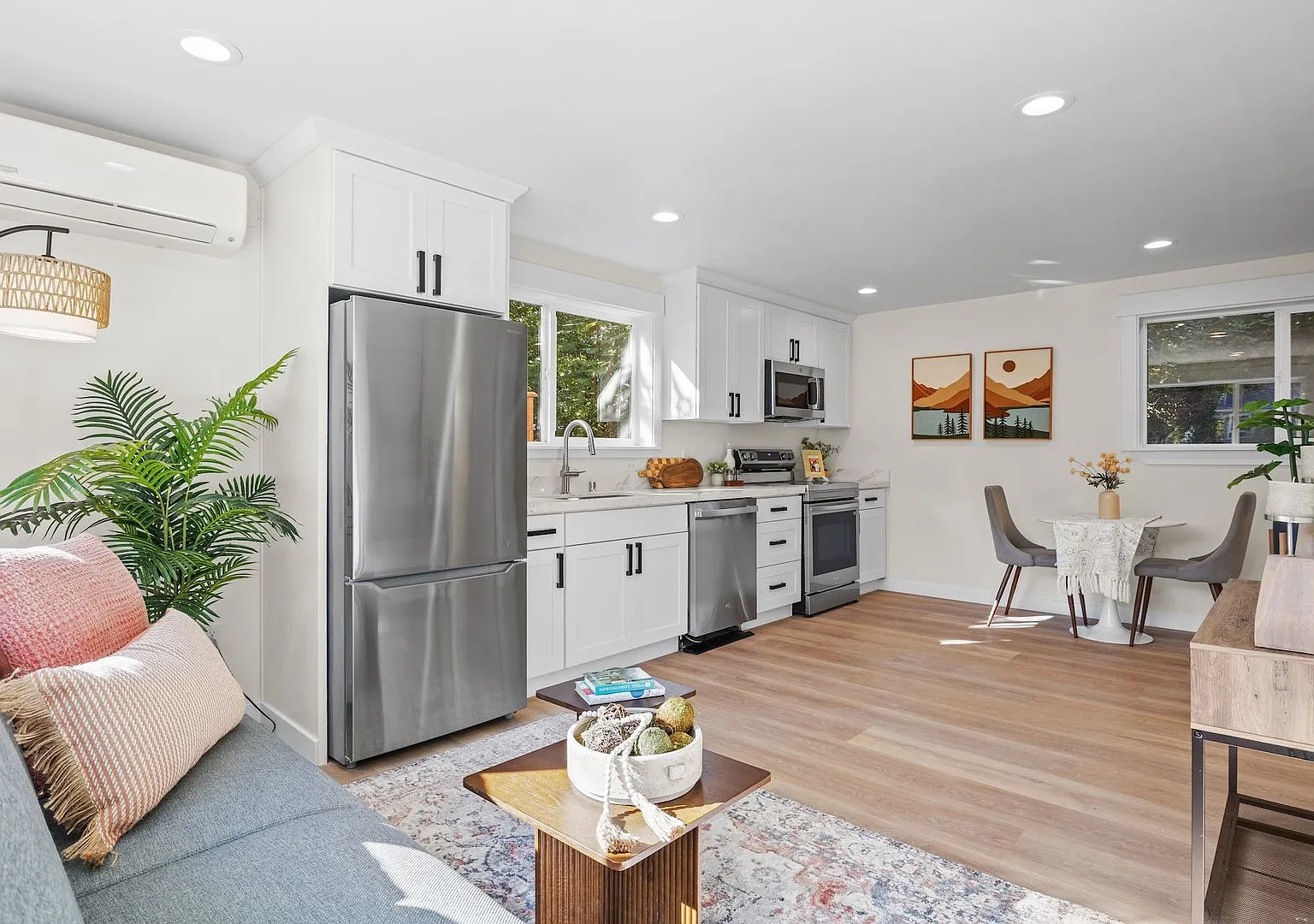 Brand-New 2br/2ba Dadu In North Seattle — Photo 2