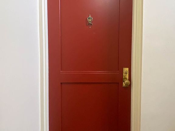 4th image of 1402 12th St N #18