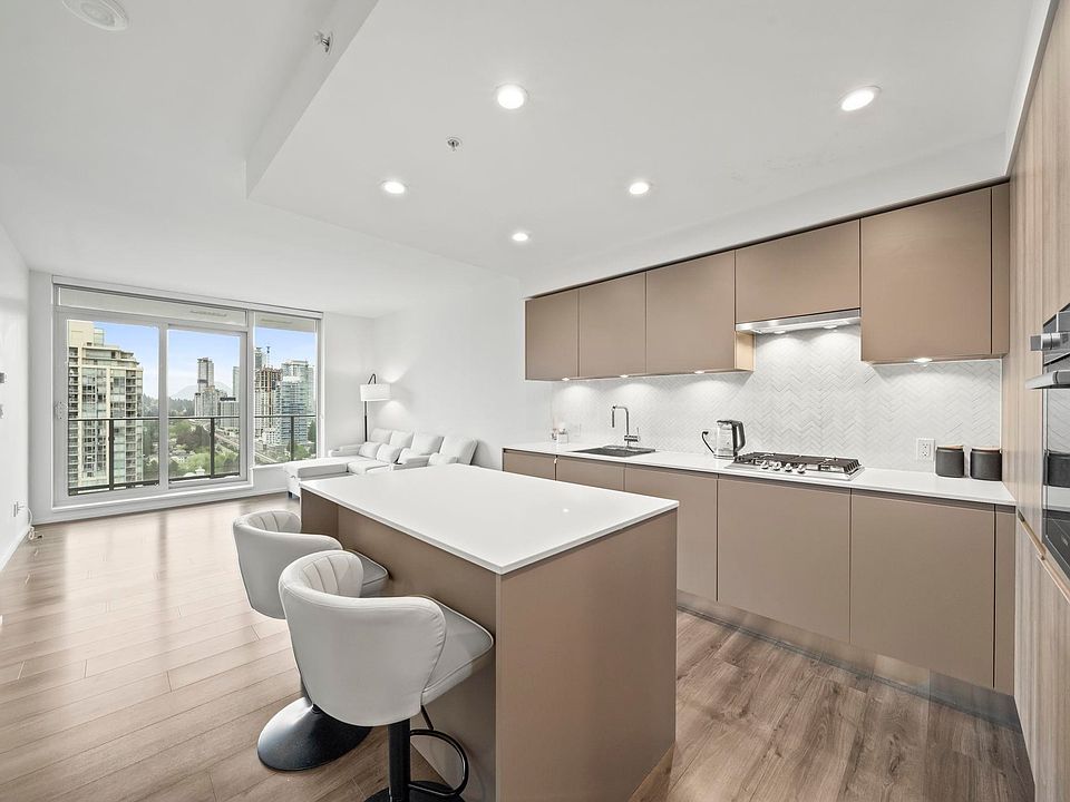 1st image of 3809 Evergreen Pl #2711