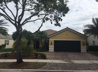 958 Nandina Dr, Weston, FL 33327
