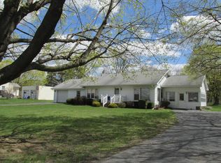 27 Stone Church Rd, Berwick, PA 18603