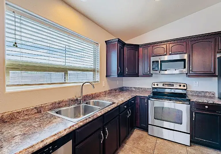 5040 S 235th Dr — Photo 34