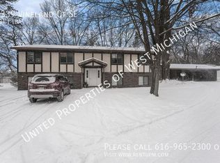 1339 Vineland Ct SE, Grand Rapids, MI