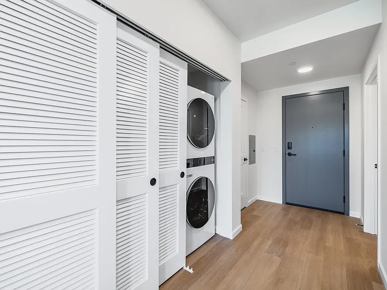 Hogum Bay Apartments — Photo 39