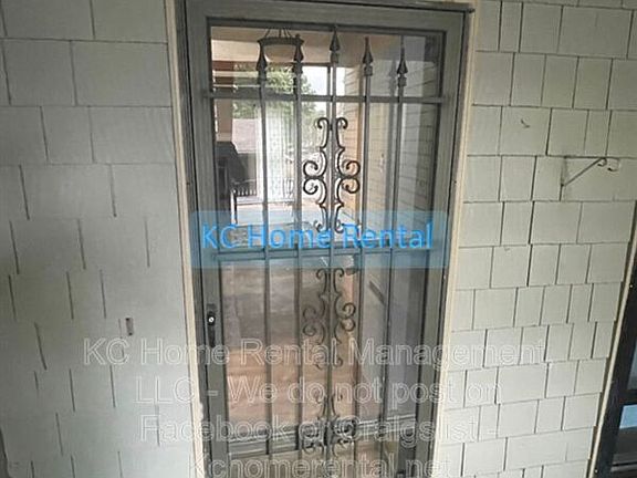4th image of 12013 W 58th Pl APT B