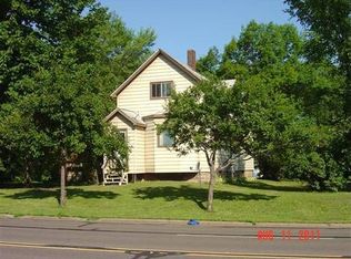 811 Lake Shore Dr E, Ashland, WI 54806